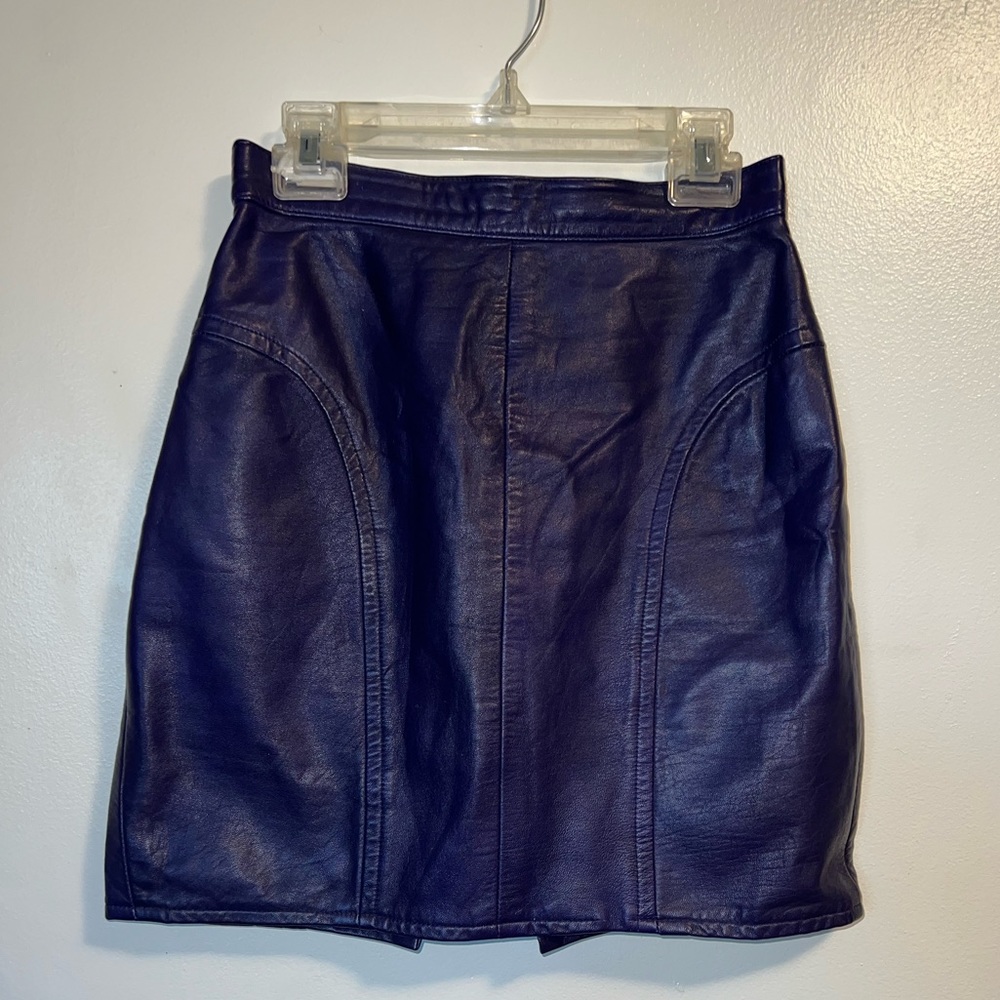 Deja Vu vintage purple leather skirt